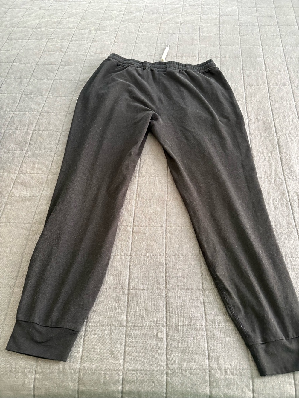 VUORI Women's Performance Joggers - Picture 6 of 8
